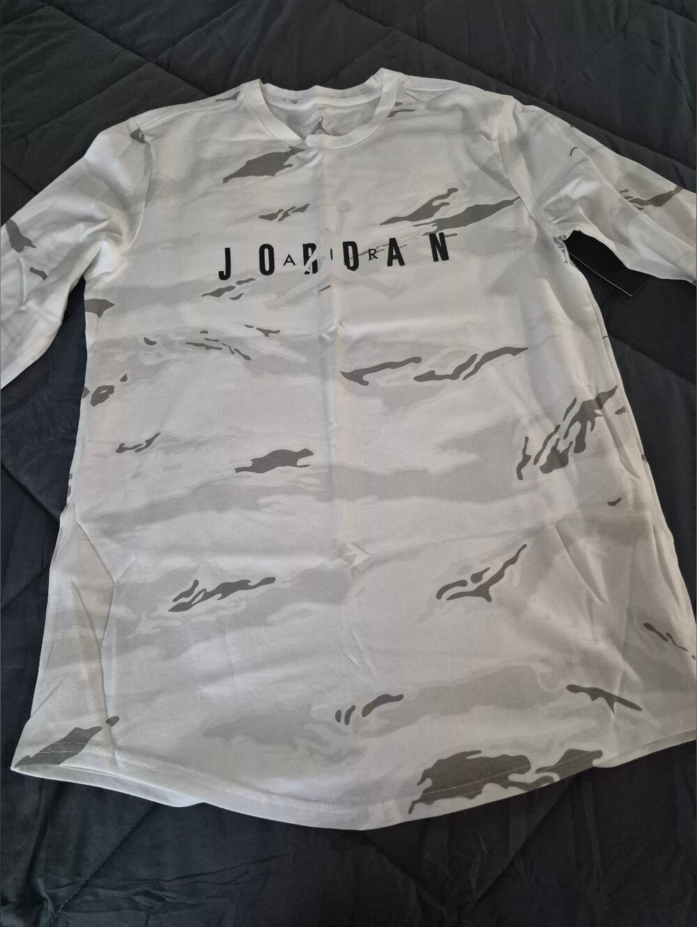 Jordan Men’s White and Gray Camo Long-Sleeve Shirt